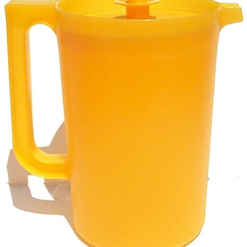 NWT Tupperware 1 Gallon Pitcher - Picture 4 of 11